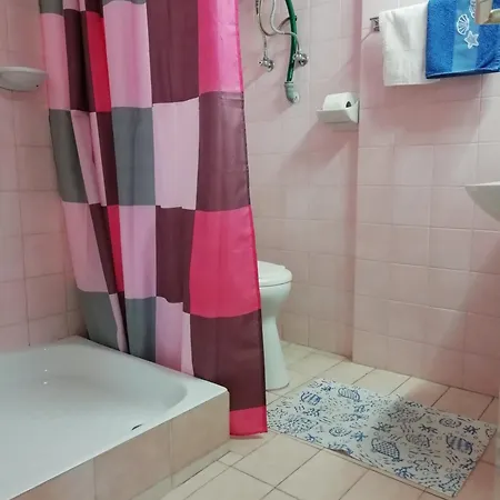 Balcsi Semesterbostad *